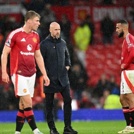 Liverpool v popředí tabulky, Man United středem kritiky